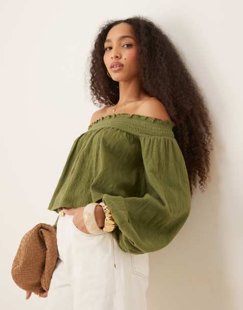 ASOS DESIGN - Top van kreukelstof met blote schouders en ballonmouwen in olijfgroen - view 1