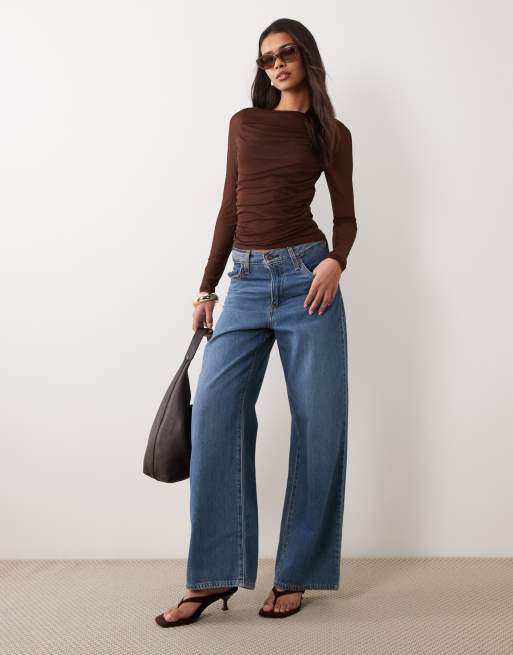 ASOS DESIGN - Top van mesh met gedrapeerde boothals en lange mouwen in chocoladebruin , 2 van 4