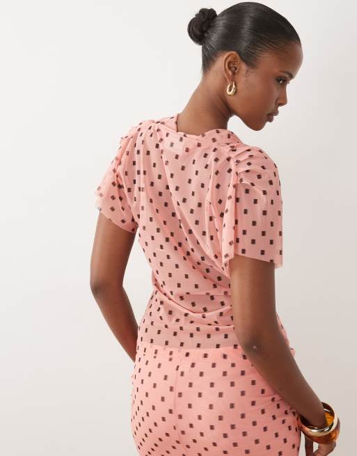 ASOS DESIGN top van mesh met print, co-ord set, V-hals en korte mouwen in koraal, 2 van 4