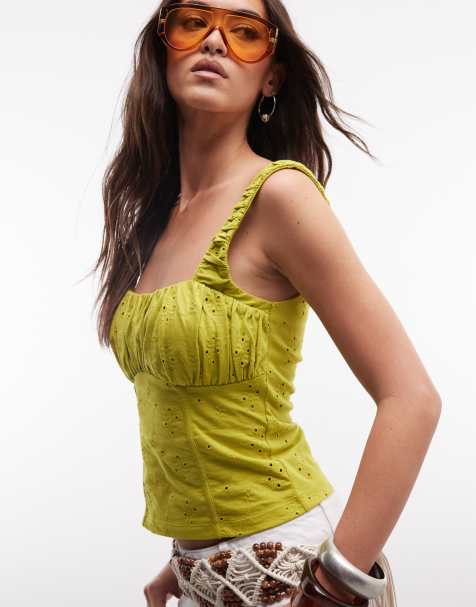 ASOS DESIGN - Top verde de estilo mesonera con diseño bordado y pecho fruncido - view 1