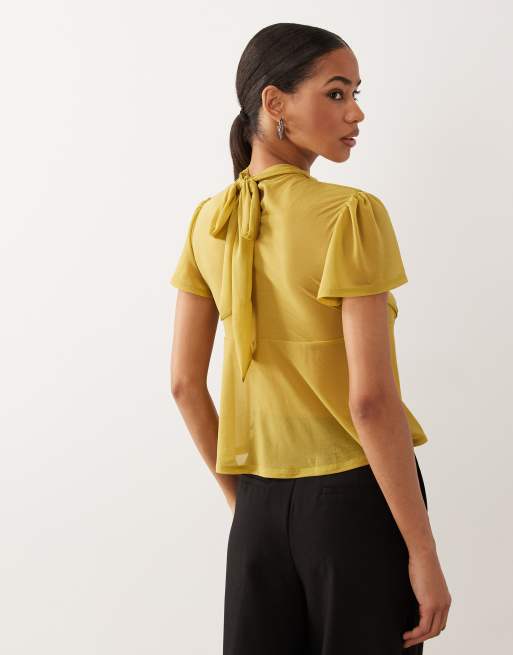 ASOS DESIGN - Top verde oliva de manga corta con detalle de abertura, 4 de 4