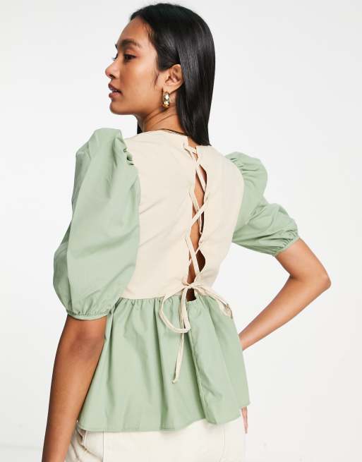 ASOS DESIGN - Top volanté effet color block en coton avec laçage dans le dos - Beige/kaki