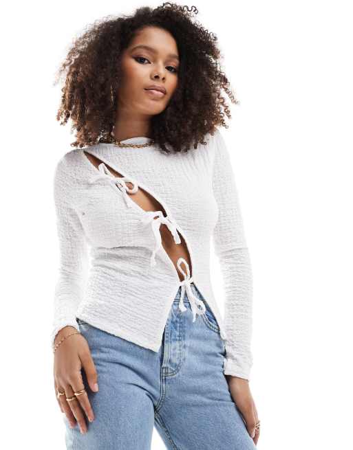 ASOS DESIGN – Top w kolorze kości słoniowej z asymetrycznym wiązaniem z przodu