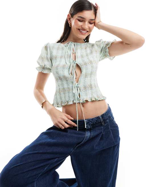 ASOS DESIGN – Top z marszczonego materiału z bufkami i wiązaniem z przodu w zieloną kratkę