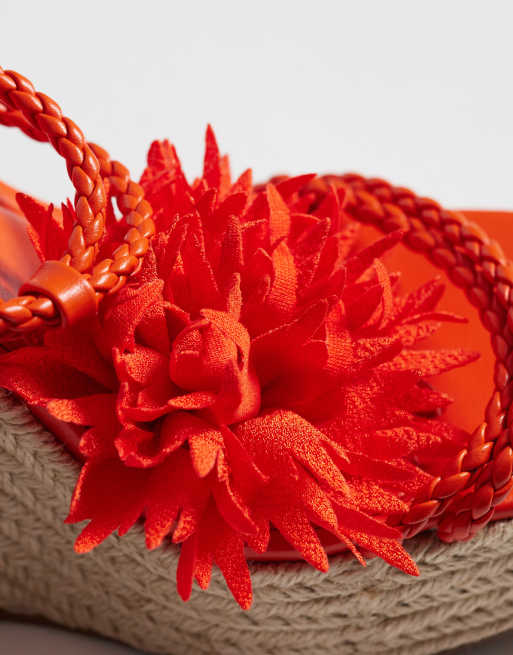 ASOS DESIGN – Topaz – Röda skor med kilklackar, fyrkantig tå och blomdetalj, 4 av 4
