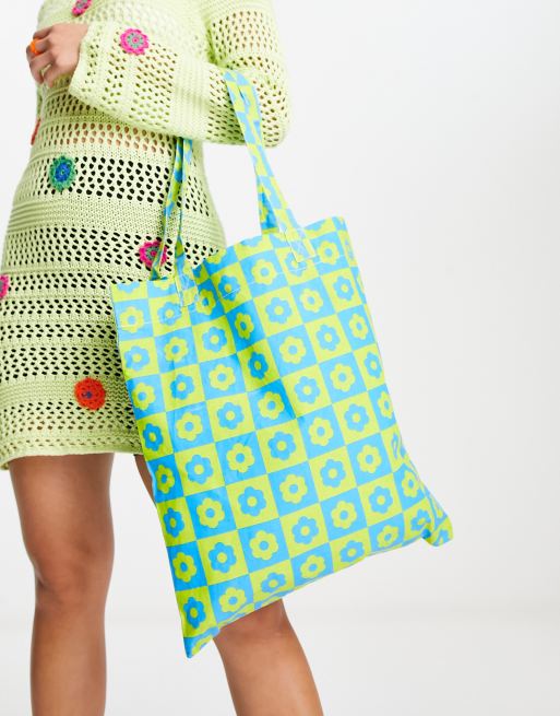 ASOS DESIGN – Torba typu tote we wzór w szachownicę ze stokrotkami
