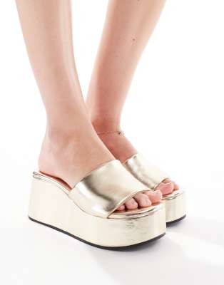 ASOS DESIGN - Tornado - Flache Mules-Sandalen in Gold-Goldfarben