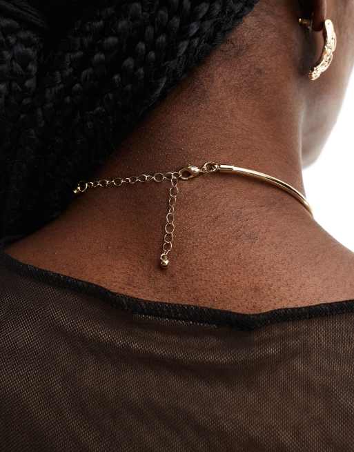 ASOS DESIGN torque necklace with real semi precious tigers eye stone pendant in gold tone, 3 of 4