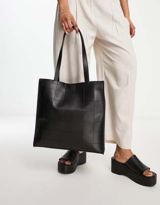 Sporty Weave Tote - Black/Natural