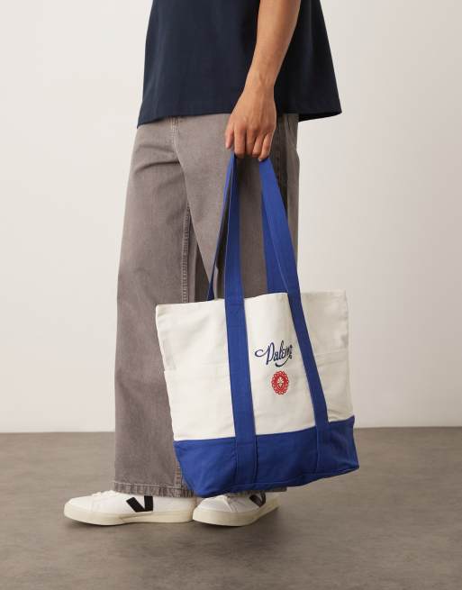 ASOS DESIGN - Tote tas van canvas met print in ecru en blauw