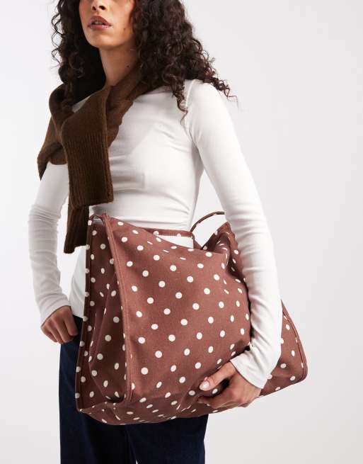 ASOS DESIGN - Tote-taske i lærred med rørformet hank og polkaprikker, 3 af 4