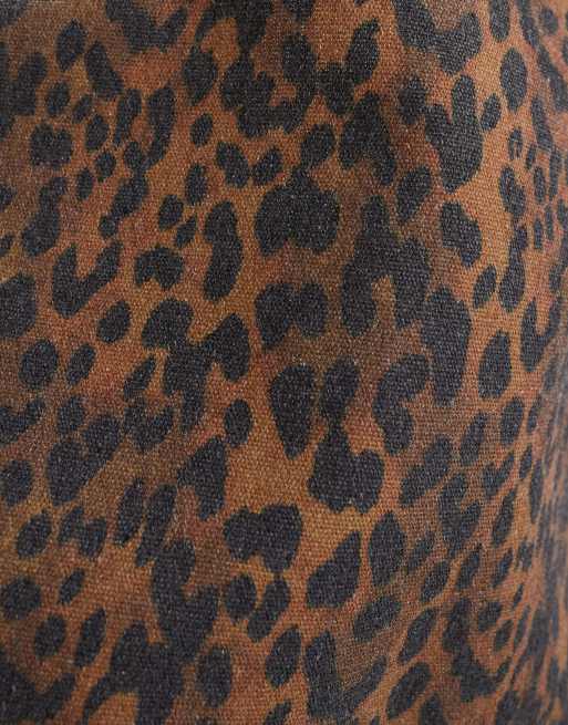 ASOS DESIGN - Totebag i kanvas med rørformet hank og brunt leopardprint, 3 af 4