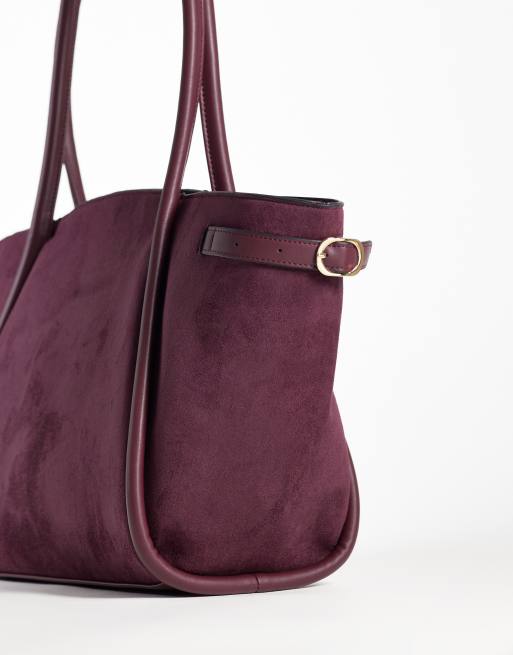 ASOS DESIGN toteväska i mockaimitation med bälte i burgundy, 3 av 4