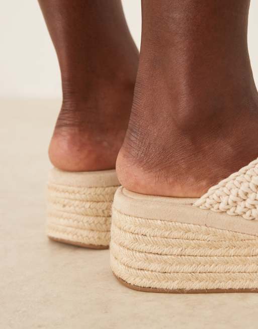 ASOS DESIGN - Toucan - Sandales compensées en maille au crochet à entredoigt - Naturel, 4 de 4