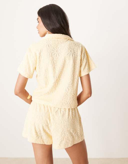 ASOS DESIGN towelling boxer short co-ord in floral texture in yellow, 5 of 5