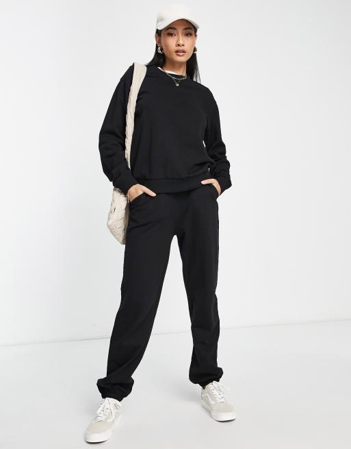 ASOS DESIGN tracksuit slim sweat / jogger in black - BLACK | ASOS