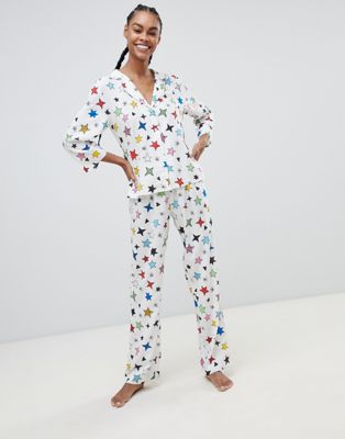 ASOS DESIGN – Traditionellt pyjamasset i 100 % modal med stjärnmönster-Vit