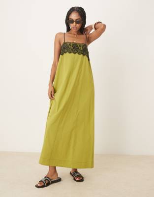 ASOS DESIGN - Träger-Midikleid in Olivgrün mit Overlay aus Spitze