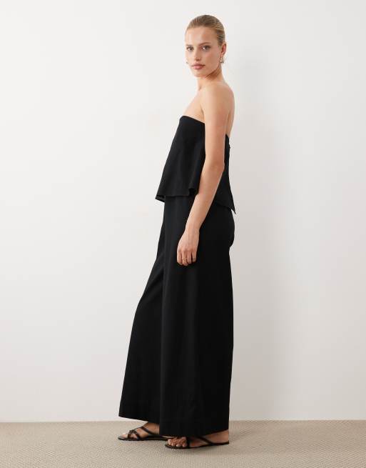 ASOS DESIGN – Trägerloser, zweilagiger Jumpsuit in Schwarz, 3 von 4