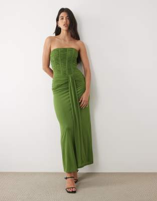 Trägerloses Maxikleid aus neoprenartigem Stoff in Flaschengrün mit Besatz am Rücken Grün 32