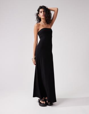 ASOS DESIGN - Trägerloses Maxikleid in Schwarz mit weitem Saum