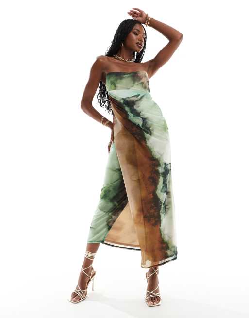 ASOS DESIGN – Trägerloses Mesh-Midikleid mit farblich abgestimmtem Marmorprint und Drapierung