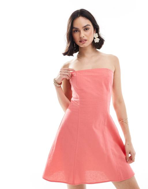 ASOS DESIGN – Trägerloses Mini-Sommerkleid aus Leinen in kräftigem Rosa