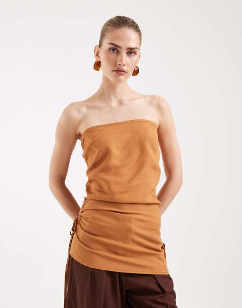 ASOS DESIGN – Trägerloses Oberteil aus Leinen in Kamelbraun mit gerafften Seiten - view 1