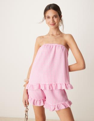 ASOS DESIGN - Trägerloses Oberteil mit Rüschensaum und rosa Vichy-Karo, Kombiteil