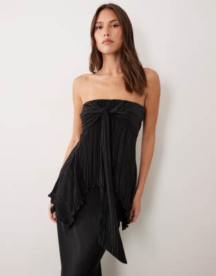 ASOS DESIGN - Trägerloses Plissee-Oberteil in Schwarz mit verdrehter Brustpartie