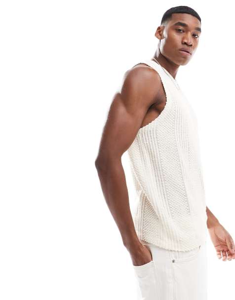 ASOS DESIGN – Trägertop in gebrochenem Weiß mit V-Ausschnitt - view 1
