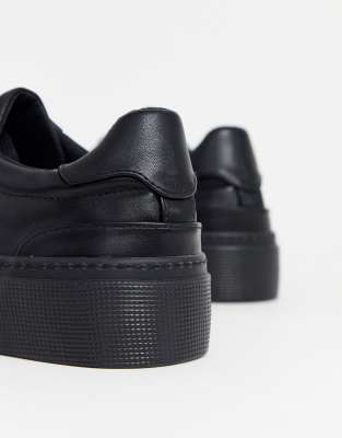 chunky sole black trainers