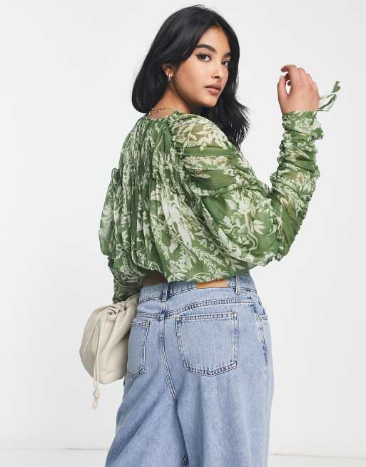 ASOS DESIGN – Transparente Bluse in Grün geblümt mit gerafften Ärmeln, 2 von 4