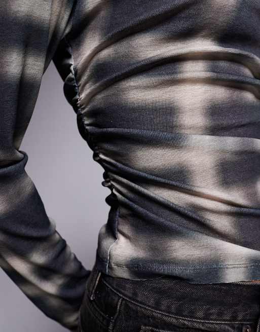 ASOS DESIGN – Transparentes, hauchdünnes, langärmliges Oberteil mit Karomuster in mehreren Farben, 3 von 4