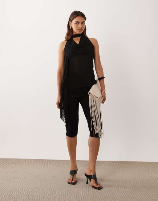 ASOS DESIGN transparentes Mesh-Top mit Wasserfallausschnitt und Fransenschal in Schwarz, 2 von 4