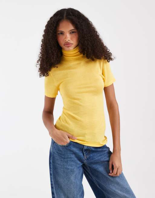 ASOS DESIGN – Transparentes Strick-T-Shirt in Gelb mit Stehkragen, 2 von 4