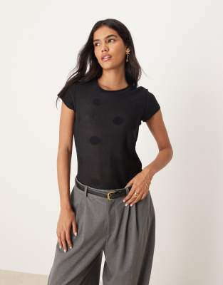 ASOS DESIGN - Transparentes Strickoberteil in Schwarz mit Punktemuster und Flügelärmeln