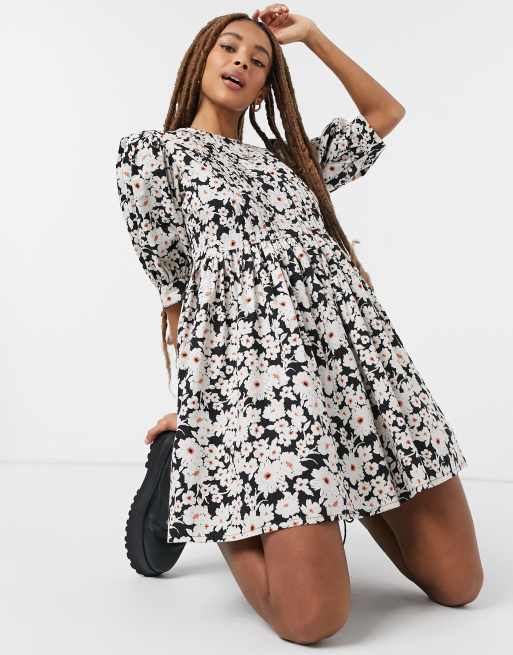 ASOS DESIGN trapeze mini smock dress with pin tucks in daisy floral ...