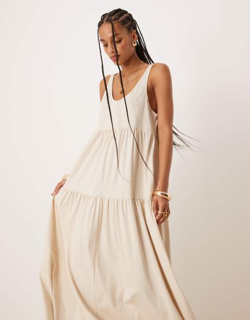 ASOS DESIGN – Trapezförmiges, gestuftes Maxikleid in Cremeweiß mit U-Ausschnitt, 2 von 4