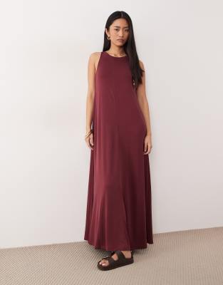 ASOS DESIGN - Trapezförmiges Maxikleid aus Modalmix in Burgunderrot