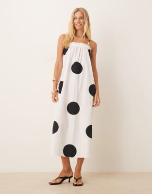 ASOS DESIGN - Trapezförmiges Maxikleid aus Popeline mit Punktmuster-Bunt