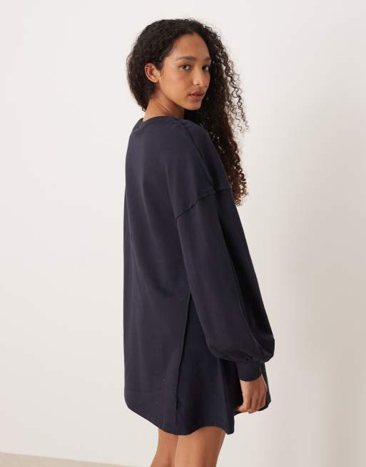 ASOS DESIGN – Trapezförmiges Minikleid aus Baumwoll-Sweatstoff in Marineblau, 4 von 4