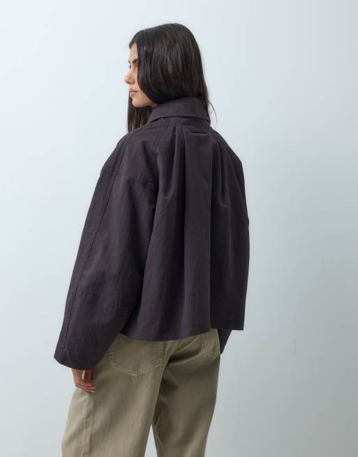 ASOS DESIGN - Trench-coat court et plissé - Chocolat, 2 de 4