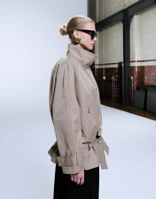 ASOS DESIGN - Trench-coat mi-long à ceinture tombante - Taupe-Neutre