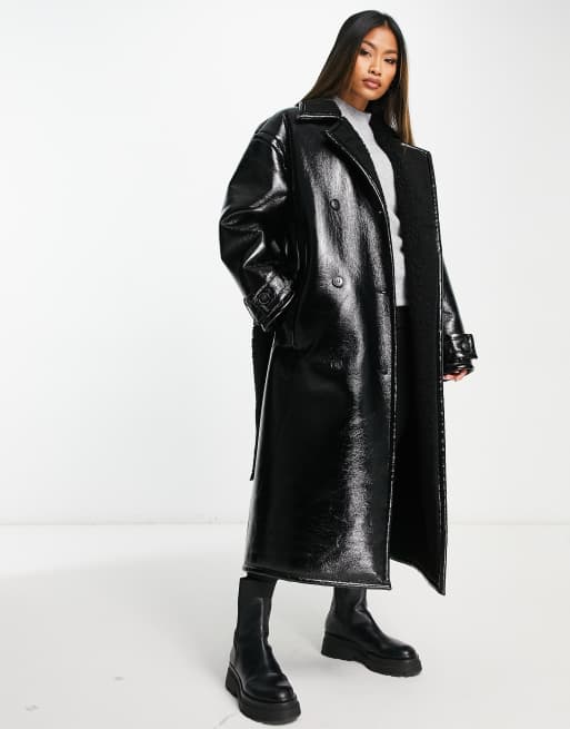 ASOS DESIGN - Trench-coat oversize en vinyle contrecollé et imitation peau de mouton - Noir, 3 de 4