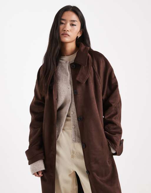 ASOS DESIGN – Trenchcoat aus Wildlederimitat in Schokobraun mit Stehkragen, 2 von 4