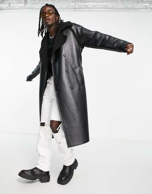 ASOS DESIGN - Trenchcoat van imitatieleer met voering van borg in zwart