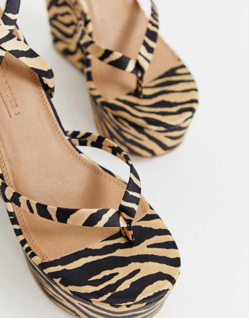 Tiger print wedges new arrivals