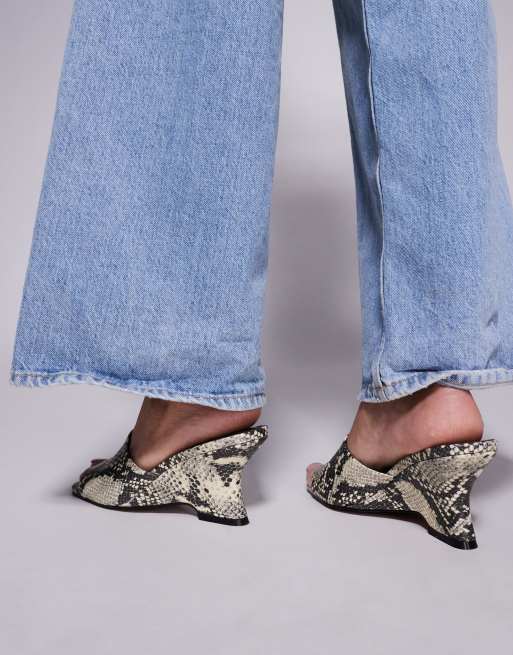 ASOS DESIGN Trifle mule wedges in snake, 3 of 4