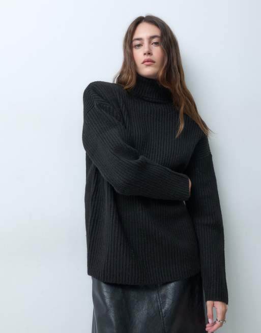 ASOS DESIGN tröja med axelvaddar och ståkrage i svart, 4 av 4